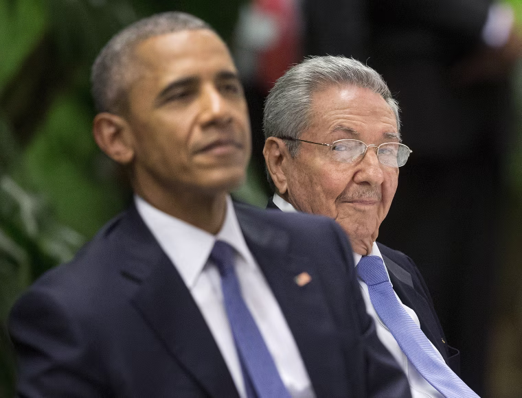 Image: Barack Obama, Raul Castro