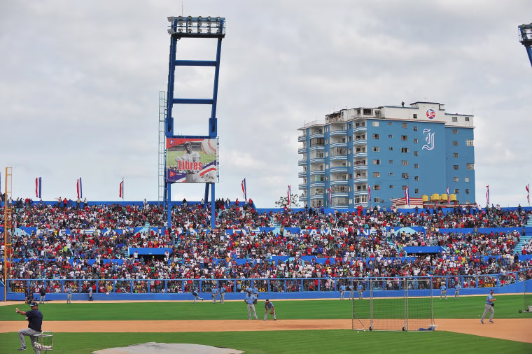 Image: CUBA-US-OBAMA-BASEBALL