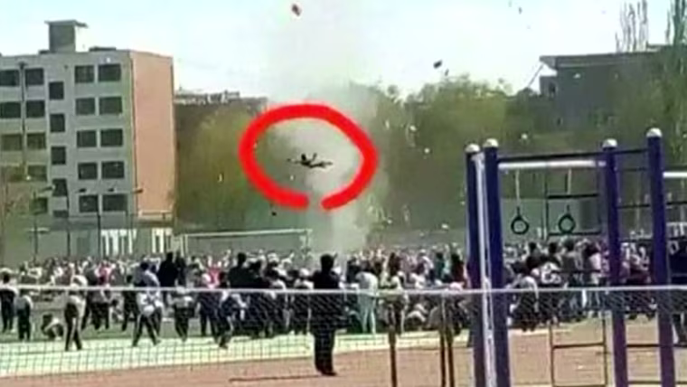Image: China dust devil