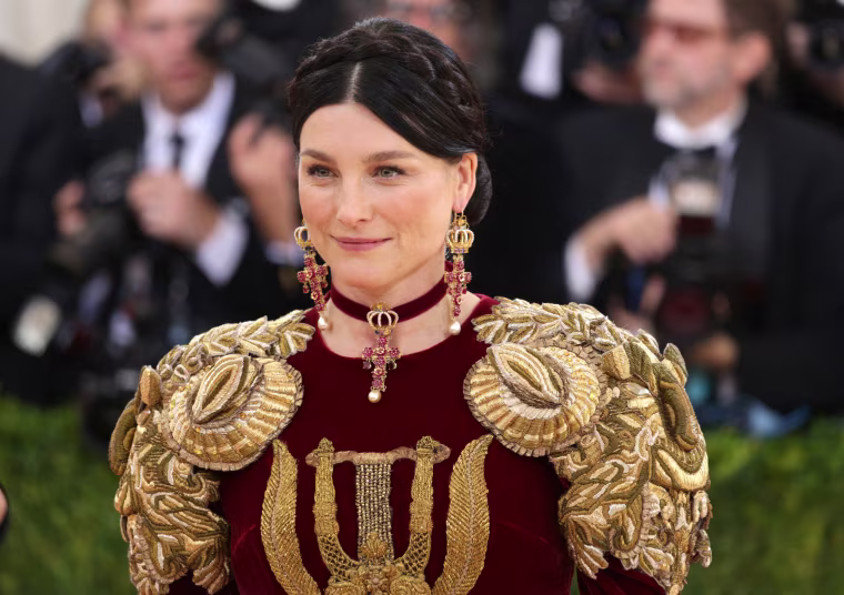 Image: Tabitha Simmons on the red carpet