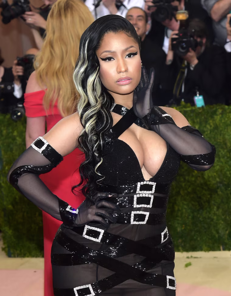 Image: Nicki Minaj strikes a pose