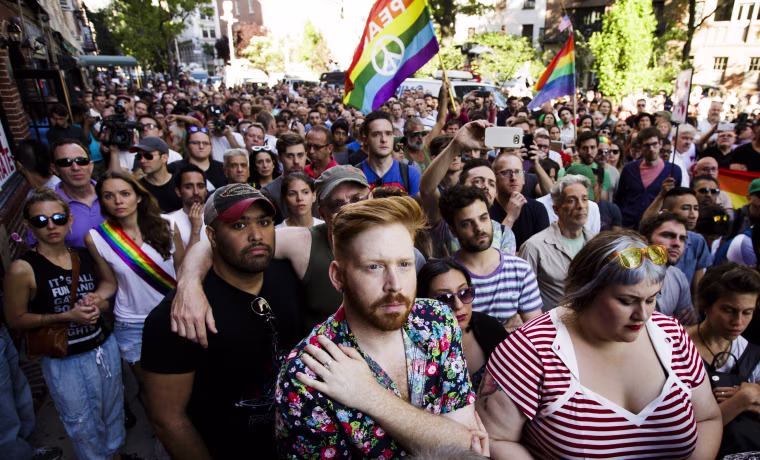 Image: Vigil in New York at Stonewall inn for Orlando Shooting Vicitms