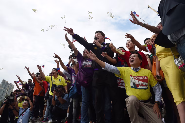 Image: Filipino reaction