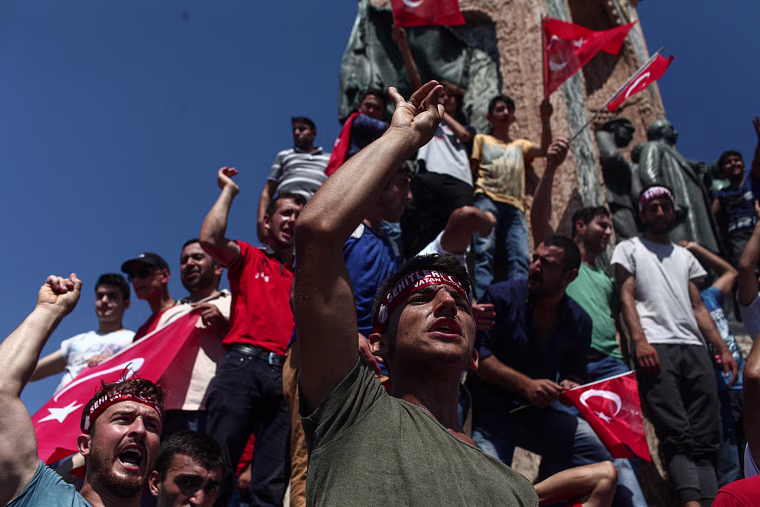 Image: HUndreds Killed in Attempted Military Coup in Turkey
