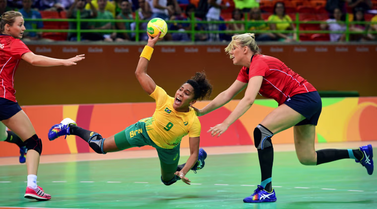 Image: HANDBALL-OLY-2016-RIO-NOR-BRA