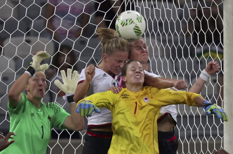 Image: Football - Women's Tournament Semifinal Germany v Canada