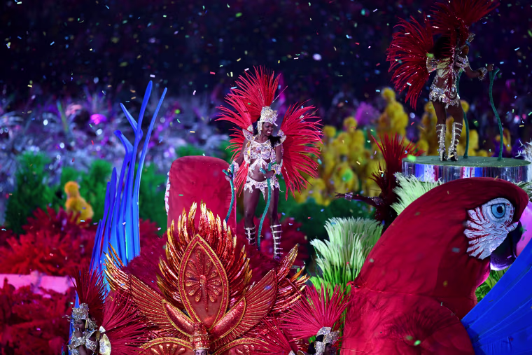Image: Closing Ceremony 2016 Olympic Games - Olympics: Day 16