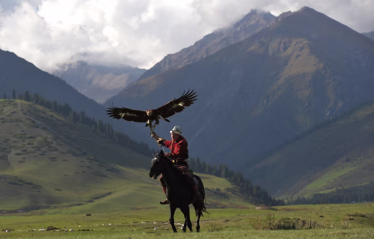 Image: KYRGYZSTAN-NOMAD-GAMES
