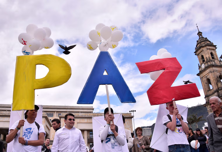 Image: COLOMBIA-CONFLICT-PEACE-CELEBRATIONS