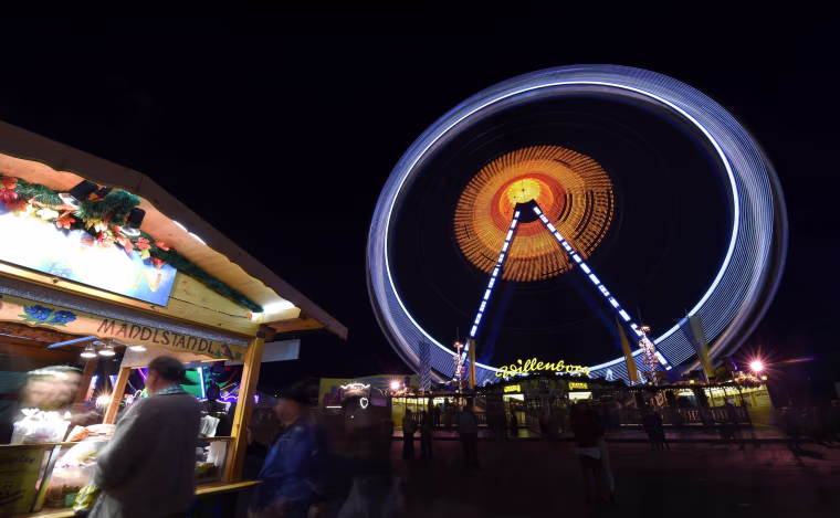 Image: TOPSHOT-GERMANY-BEER-FESTIVAL-OKTOBERFEST