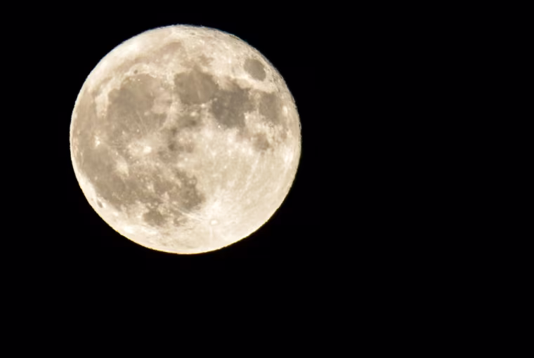 Image: Supermoon over Skopje