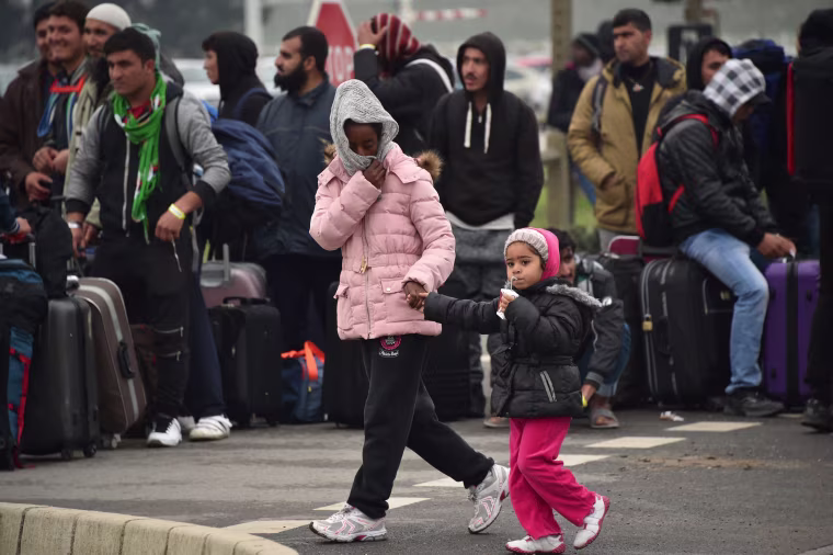 Image: FRANCE-EUROPE-MIGRANTS-BRITAIN-CALAIS-DEMOLITION