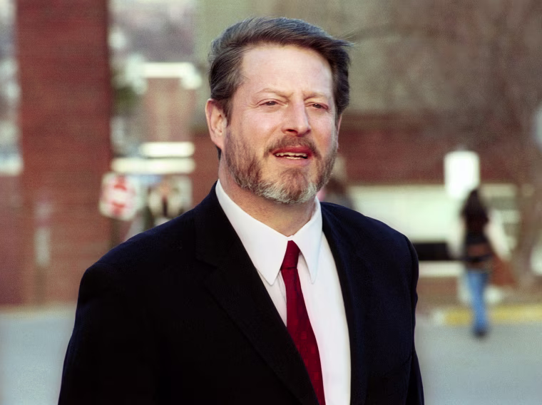 Al Gore Speaks at Tufts University