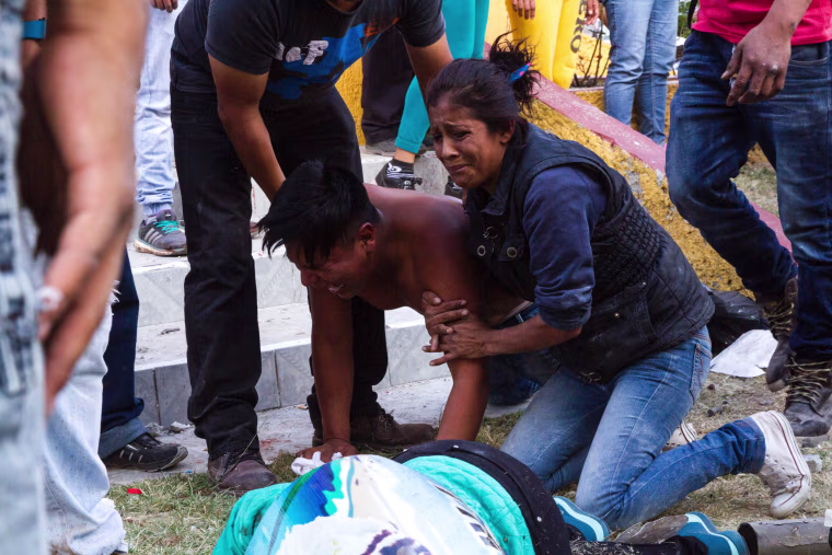 Image: TOPSHOT-MEXICO-MARKET-BLAST