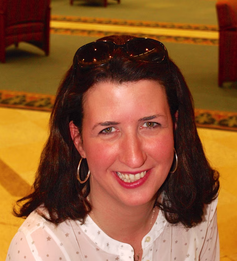 Tracey Holloway