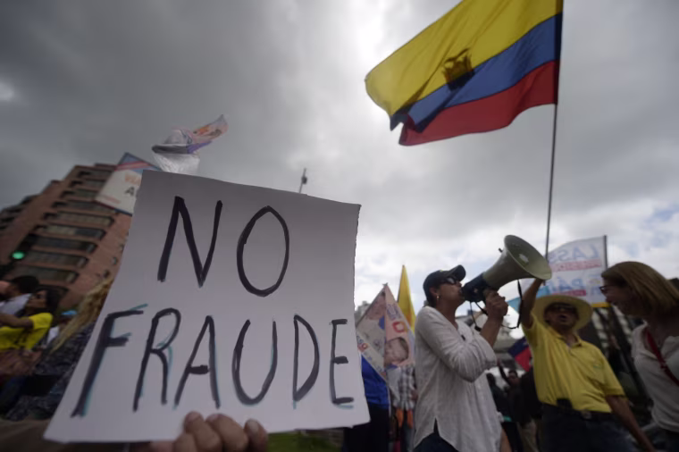 Image: ECUADOR-ELECTION-RESULTS-PROTEST
