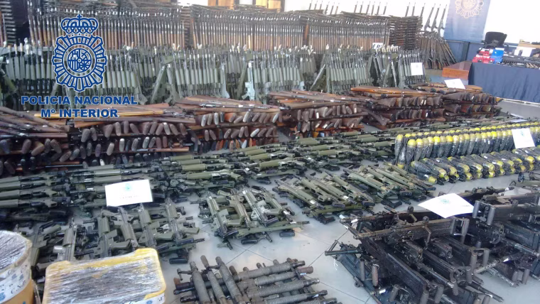 Image: Guns recovered by police in Spain
