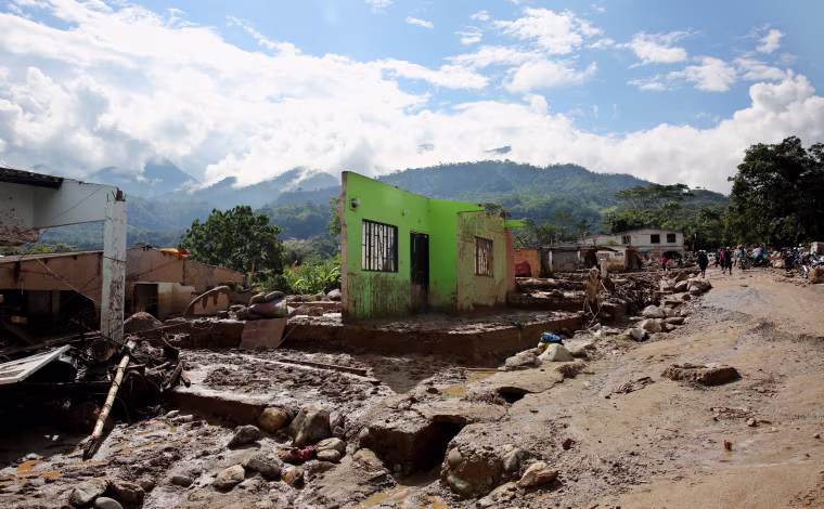 Image: Death toll in Mocoa landslide rises to 234 as hundreds are still missing
