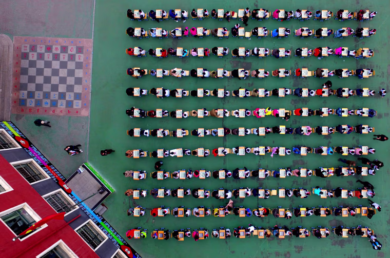 Image: Chinese students participate in a chess competition