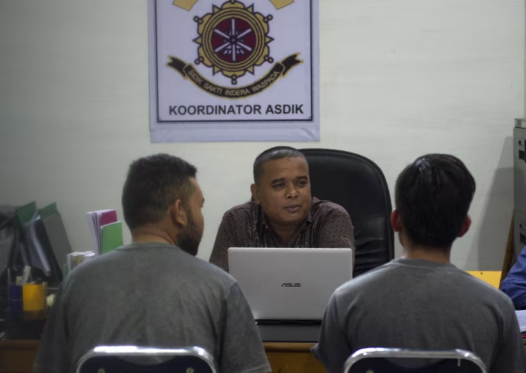 Image: INDONESIA-ISLAM-CRIME-HOMOSEXUALITY