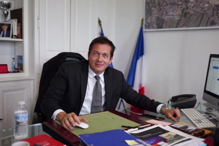 Image: Mayor Marc Etienne Lansade