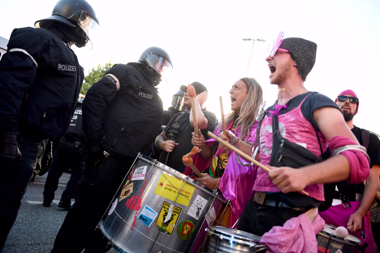 Image: Protest against G20 Summit in Hamburg