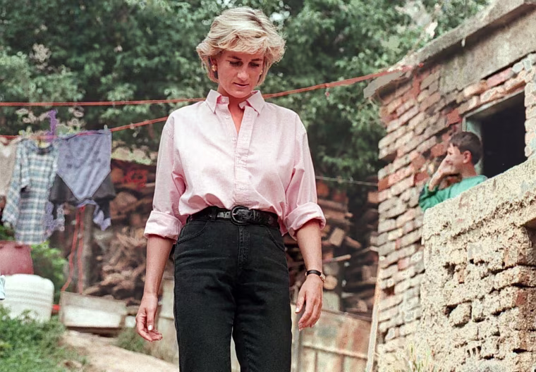Image: Image: Princess Diana 15th death anniversary