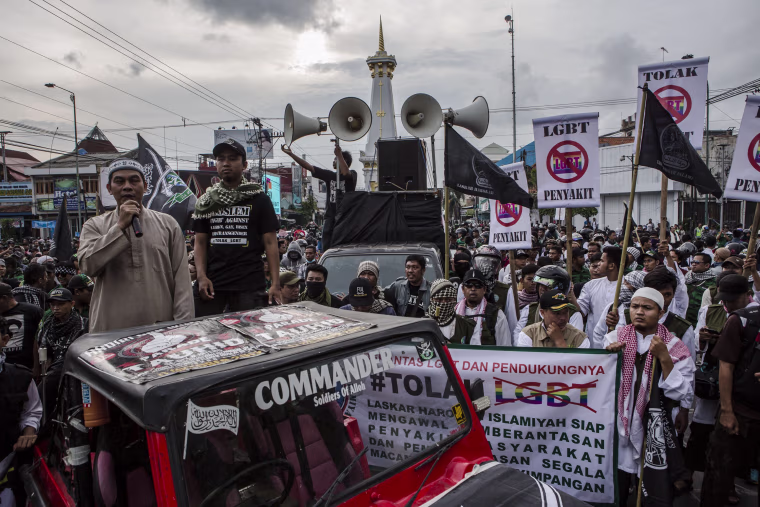 Image: Anti-LGBT Sentiments Rise In Indonesia