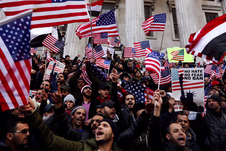 Image: Yemen demonstrators against travel ban