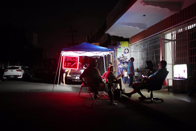 Image: Puerto Rico left in the dark at night without electricity