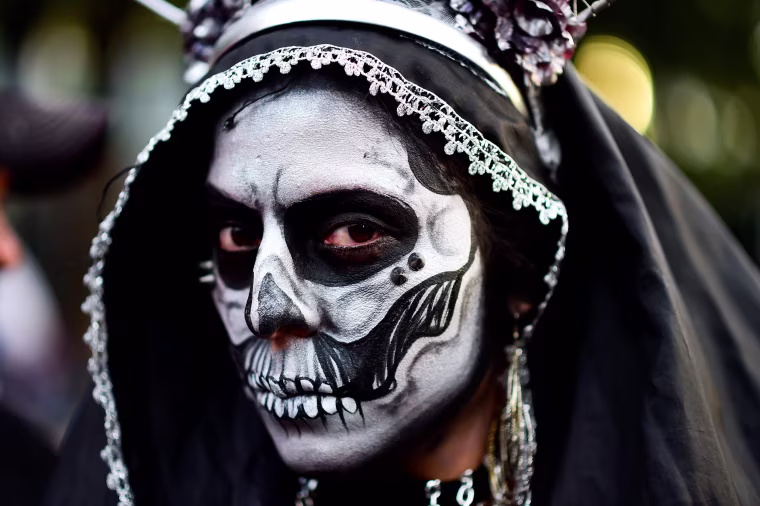 Image:MEXICO-PARADE-CATRINA