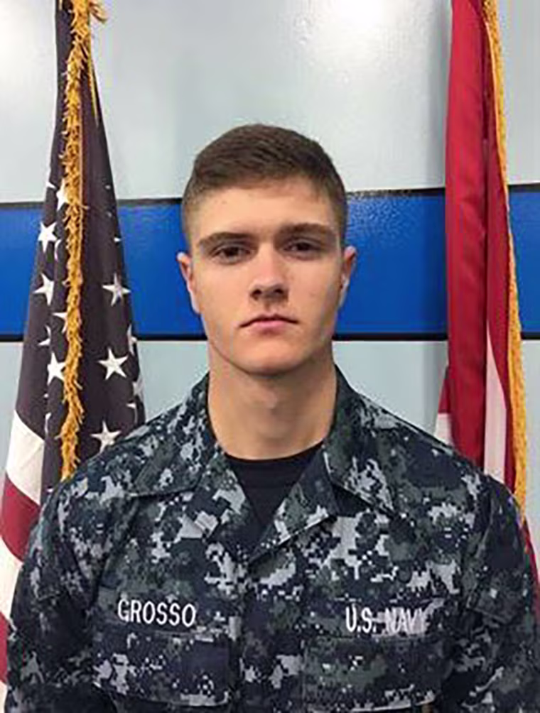 Image: Aviation Ordnanceman Airman Apprentice Bryan Grosso