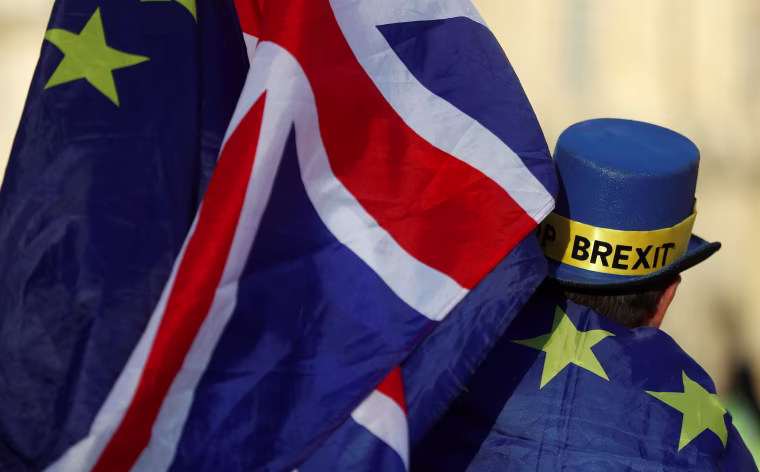 Image: Pro-EU protesters demonstrate outside Parliament, in London