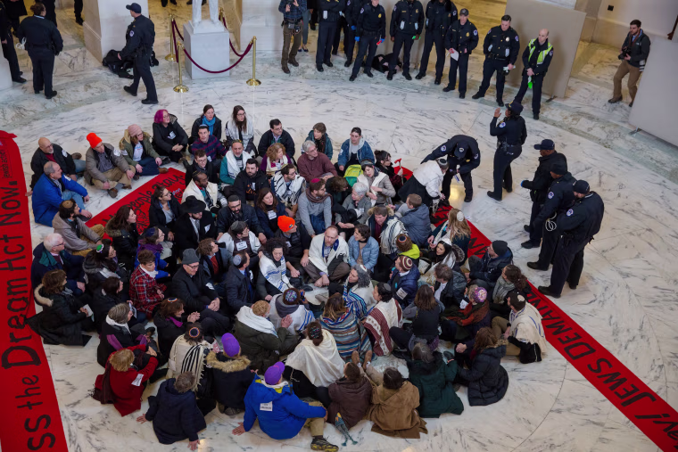 Image: Capitol Hill police arrest Jewish activists protesting for passage of a clean DACA bill