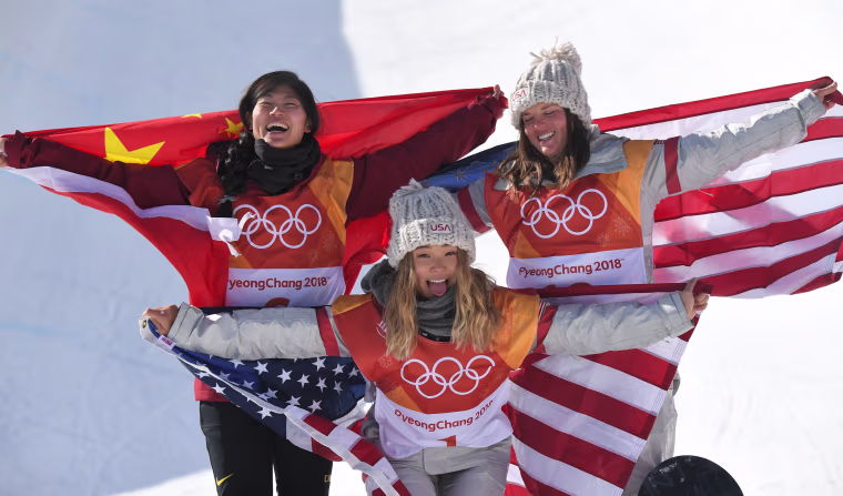 Image: Women's Snowboard Halfpipe Finals