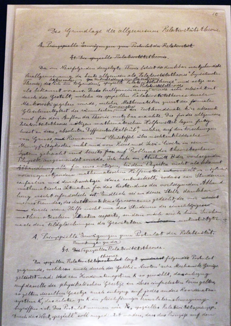 Image: A page of the original manuscripts of the theory of relativity developed by Albert Einstein