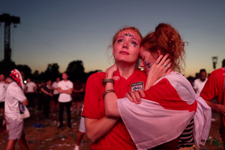 Image: World Cup - England fans watch Croatia v England