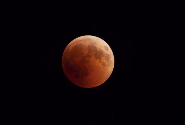 Image: Turkey witnesses longest lunar eclipse of 21st century