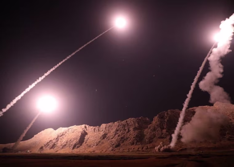 Image: Missiles fired from Iran into Syria