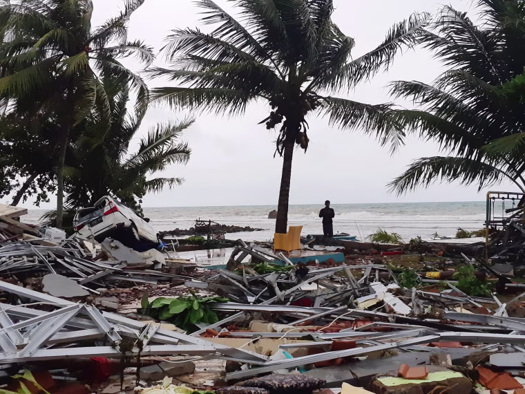 Image: Indonesia tsunami