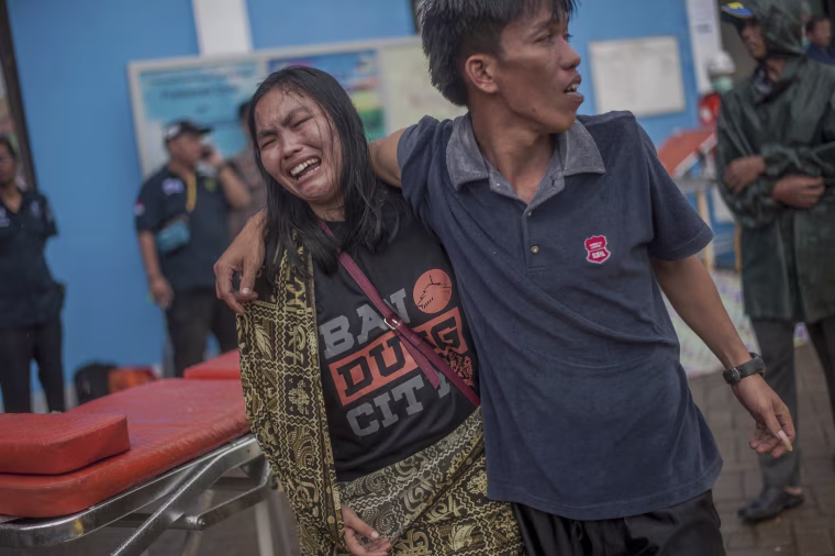 Image: Indonesia tsunami