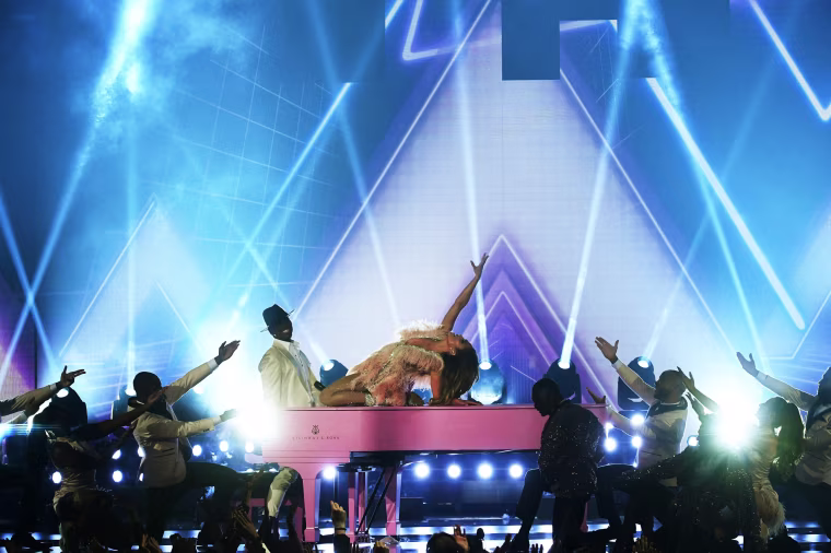 Image: 61st Annual GRAMMY Awards - Inside