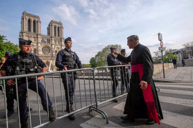 Image: The security perimeter at Notre Dame Cathedral