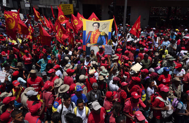 Image: Nicolas Maduro supporters