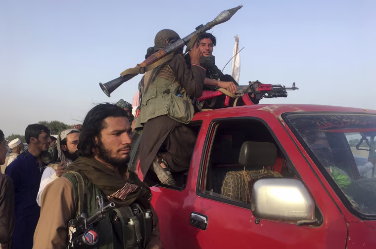 Image: Taliban fighters