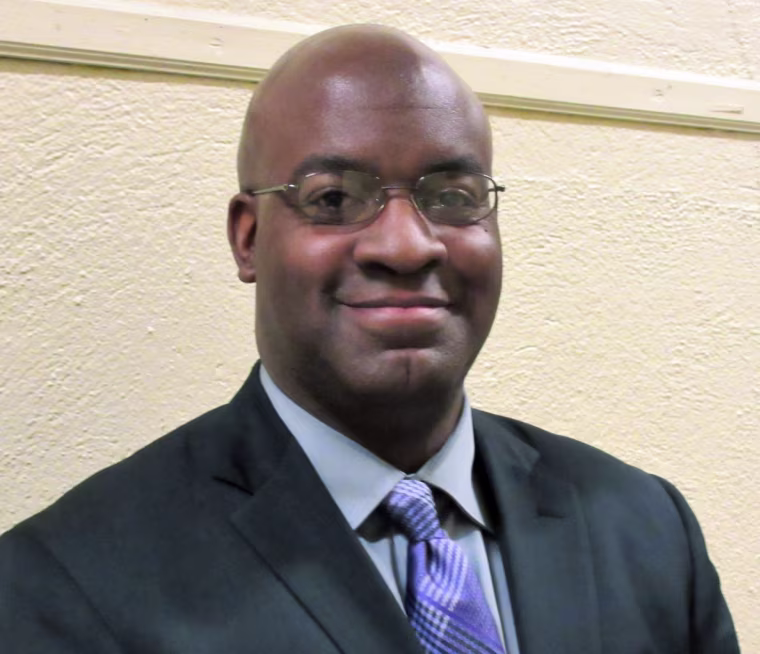 Dr. Derrick Nelson