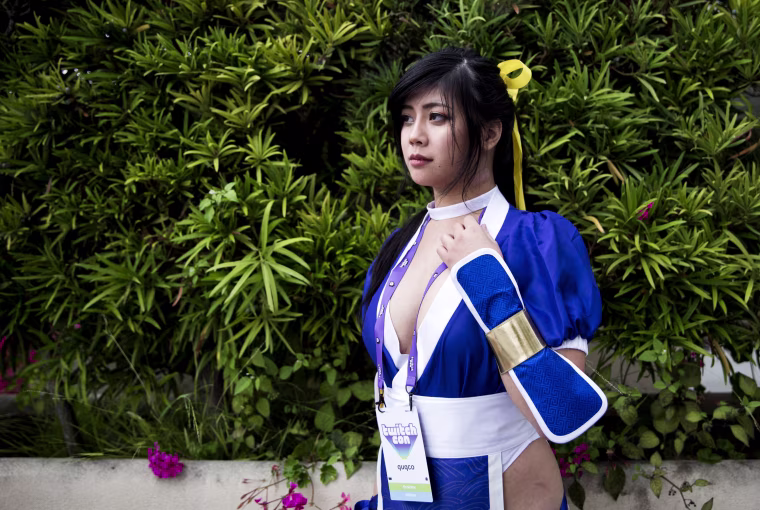 Image: Quqco cosplays as the character Kasumi at TwitchCon in San Diego on Sept. 28, 2019.