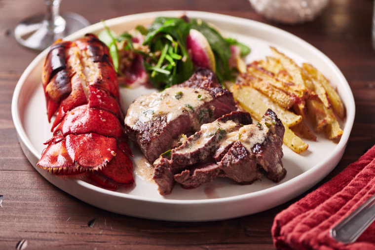 Filet mignon with pan sauce