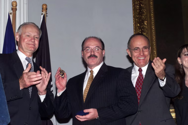 Image: Bernard Kerik in 2000