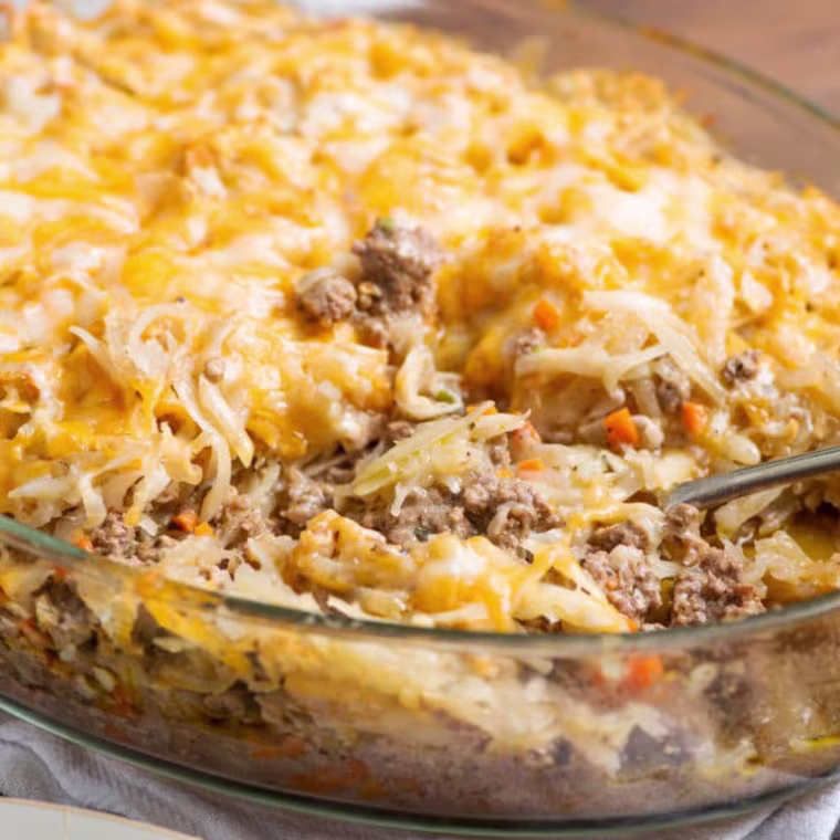 Cheesy Beef and Hash Brown Casserole